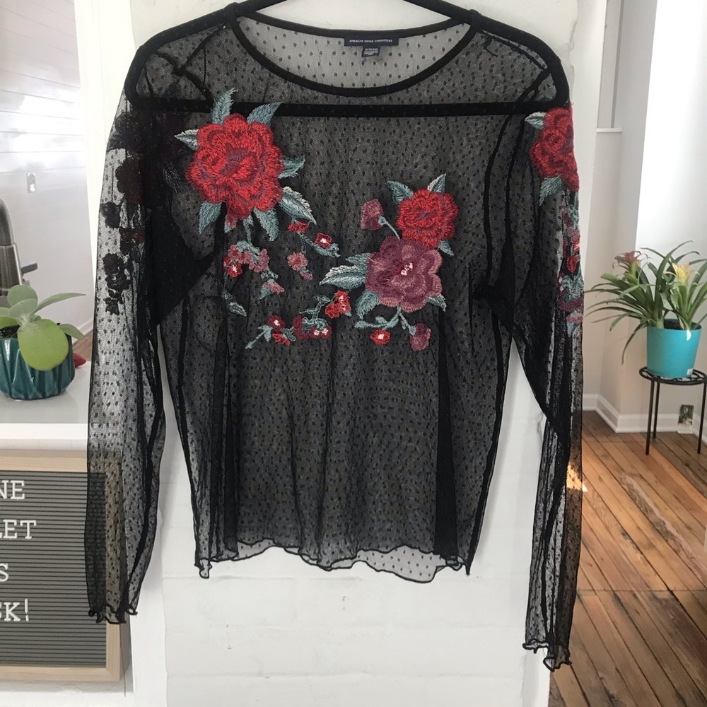 Black long sleeves lace top with floral design